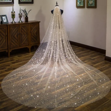 Sparkly Slående Gull Brudeslør 2020 Tyll Stjerne Paljetter Glitter Chapel Train Bryllup Tilbehør