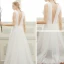 Elegant Beach Wedding Dresses 2017 White A-Line / Princess Sweep Train V-Neck Sleeveless Backless Lace Appliques Pearl