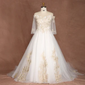 Fine Gull Hvit Pluss Størrelse Brudekjoler 2019 Prinsesse Blonder Tyll Appliques Ryggløse Brodert Håndlaget Strapless Chapel Train Bryllup