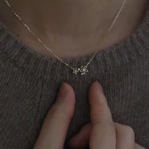 Chic Beautiful Gold Flower Sterling Silver Outdoor Garden Accessories Necklaces 2023