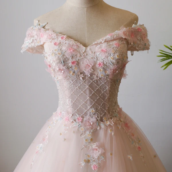 Luxury / Gorgeous Champagne Prom Dresses 2017 A-Line / Princess Strapless Lace Handmade Appliques Backless Embroidered Evening Dresses