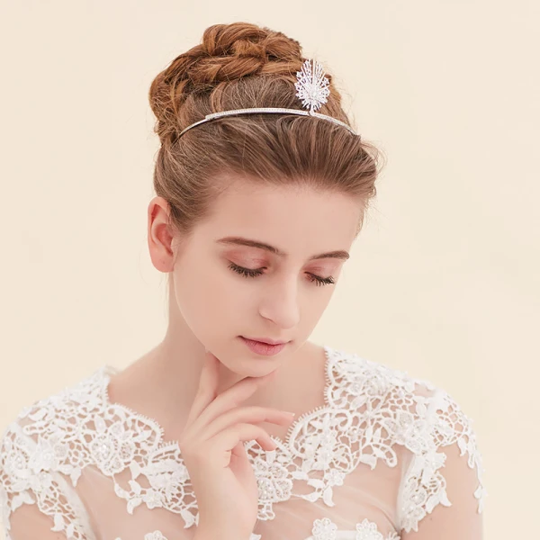 Chic / Beautiful Silver Bridal Jewelry 2017 Metal Beading Crystal Handmade Headpieces Wedding Cocktail Party Accessories