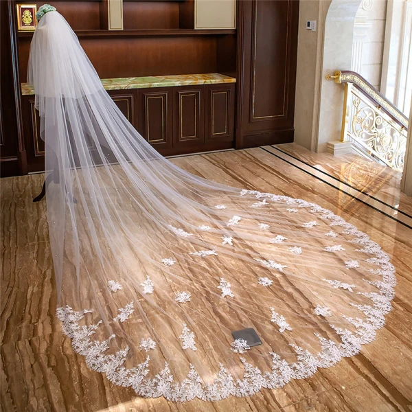 Amazing / Unique White Royal Train Wedding Tulle Lace Appliques 4 m Wedding Veils 2018