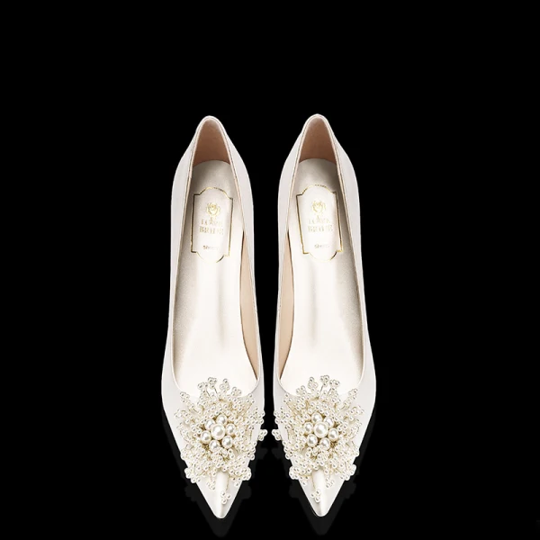 Classique Élégant Blanche Chaussure De Mariée Cuir Perlage Perle Mariage Soirée Talons Hauts À Bout Pointu Chaussures Femmes 2019