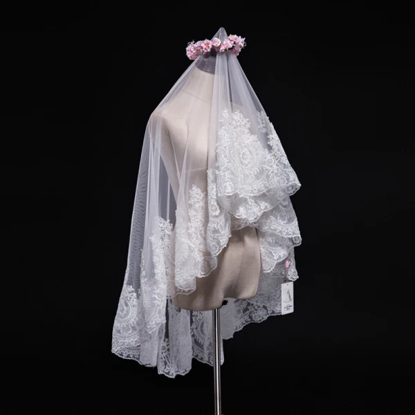 Unique Blanche Mariage Courte Tulle 1.5 m Appliques Voile De Mariée 2018