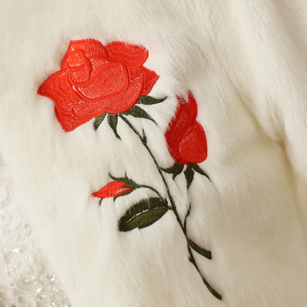 Blanche Hiver Encolure Dégagée 3/4 Manches Fausse Fourrure Brodé Mariage Promo Manteaux / vestes 2017