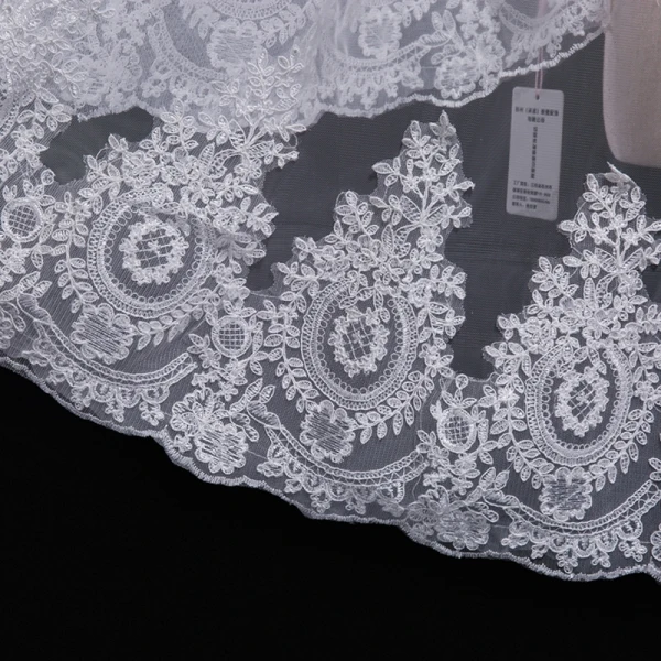 Unique Blanche Mariage Courte Tulle 1.5 m Appliques Voile De Mariée 2018