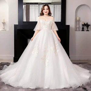 Simple Blanche Grande Taille Robe Boule Robe De Mariée 2019 Dentelle Tulle 1 2 Manches Appliques Dos Nu Brodé Bustier Chapel Train Mariage