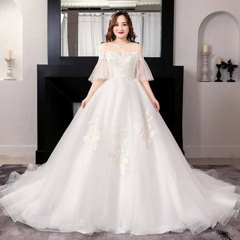Modest / Simple White Plus Size Ball Gown Wedding Dresses 2019 Lace Tulle 1/2 Sleeves Appliques Backless Embroidered Strapless Chapel Train Wedding