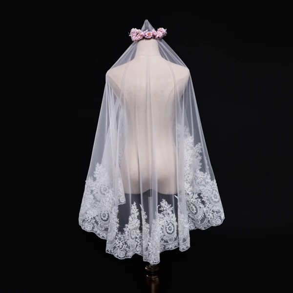 Unique Blanche Mariage Courte Tulle 1.5 m Appliques Voile De Mariée 2018