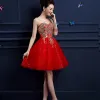 Chic / Beautiful Red Graduation Dresses 2017 A-Line / Princess Lace Strapless Appliques Backless Embroidered Homecoming Party Dresses