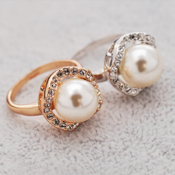 Lyx Silver Pärla Rhinestone Handgjort Måne Ringa Legering Smekmånad Festtåg Ringar 2019 Tillbehör