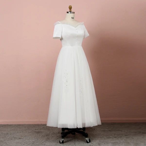 Klassisch Elegante Ivory / Creme Übergröße Brautkleider / Hochzeitskleider 2020 A Linie Wadenlang Kurze Ärmel Einfarbig Off Shoulder Tülle Perlenstickerei Pailletten Sommer Hochzeit
