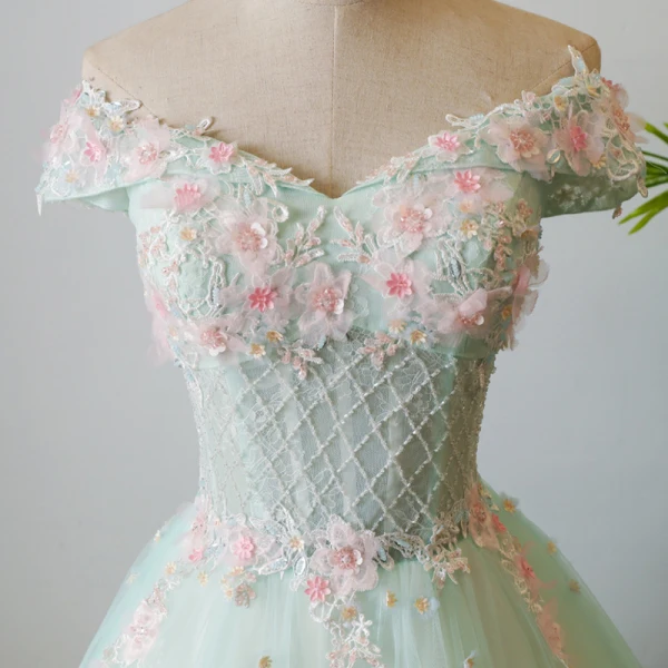 Luxury / Gorgeous Champagne Prom Dresses 2017 A-Line / Princess Strapless Lace Handmade Appliques Backless Embroidered Evening Dresses