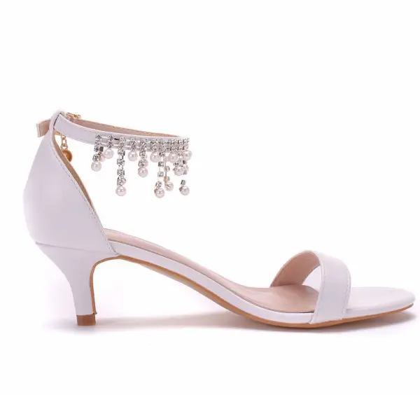 Chic / Beautiful White Pearl Rhinestone Tassel Wedding Shoes 2023 5 cm Stiletto Heels Ankle Strap Open / Peep Toe Wedding Sandals High Heels