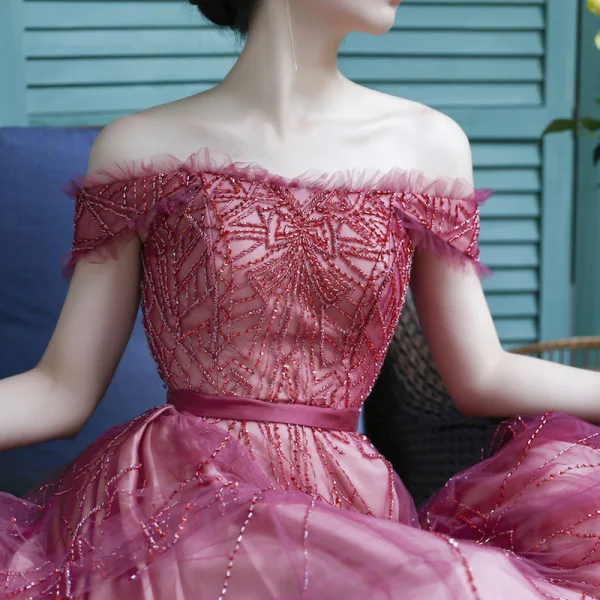 Chic / Beautiful Burgundy Handmade Beading Evening Dresses 2022 A-Line / Princess Off-The-Shoulder Short Sleeve Sash Backless Floor-Length / Long Formal Dresses