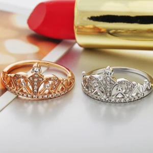 Schlicht Gold Strass Krone Glauben Ring Legierung Festzug Abend Ringe 2019 Brautaccessoires