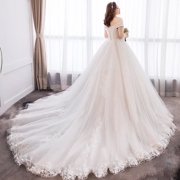 Modern / Fashion White Plus Size Ball Gown Wedding Dresses 2019 Tulle Lace Appliques Backless Embroidered Strapless Cathedral Train Wedding