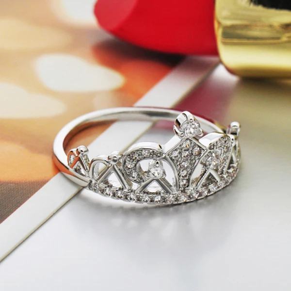 Enkla Guld Rhinestone Krona Tro Ringa Legering Festtåg Afton Ringar 2019 Tillbehör