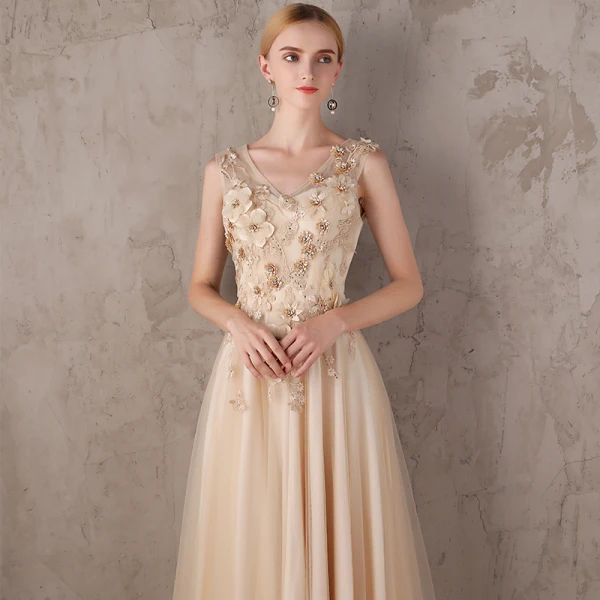 Chic / Beautiful Champagne Evening Dresses  2017 A-Line / Princess V-Neck Lace Pearl Appliques Backless Beading Homecoming Formal Dresses