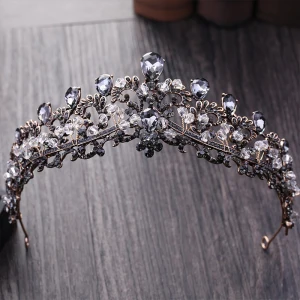 Fantastiske Unike Svart Brudesmykker 2017 Metall Beading Krystall Rhinestone Hodepynt Bryllup Ball Tilbehør