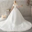 Abordable Ivoire Robe De Mariée 2018 Robe Boule En Dentelle Fleur Perle Faux Diamant Paillettes Dos Nu Chapel Train