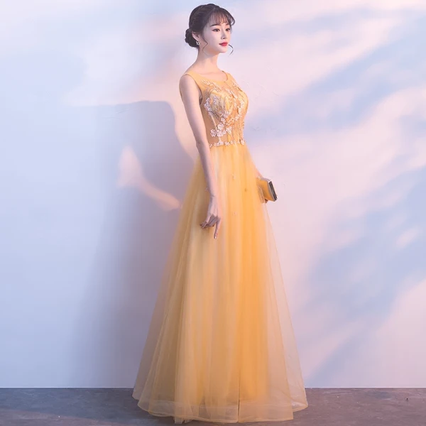 Elegant Gold Evening Dresses 2018 A-Line / Princess Scoop Neck Sleeveless Appliques Flower Beading Floor-Length / Long Ruffle Backless Formal Dresses