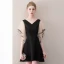 Modern / Fashion Black Short Graduation Dresses 2018 A-Line / Princess V-Neck Charmeuse Lace-up Backless Homecoming Formal Dresses