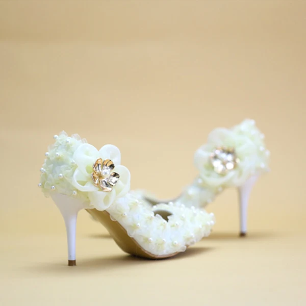 Luxury / Gorgeous Champagne Lace Wedding High Heels 8 cm Appliques Beading Pearl Pointed Toe Wedding Shoes 2018