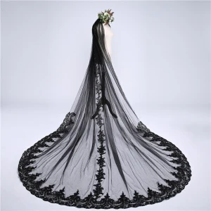 Baroque Noire Cathedral Train Mariage Tulle Lacer Appliques Voile De Mariée 2018