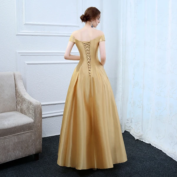 Chic / Beautiful Gold Evening Dresses  2017 A-Line / Princess Off-The-Shoulder Charmeuse Striped Ruffle Evening Party Formal Dresses