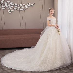 Eleganckie Szampan Suknie Ślubne 2018 Suknia Balowa Z Koronki Kwiat Przy Ramieniu Bez Pleców Bez Rękawów Trenem Kaplica Ślub