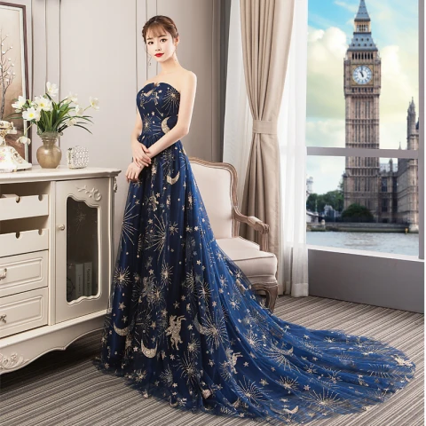 Élégant Bleu Marine Robe De Bal 2018 Princesse Glitter Dessin animé Bustier Dos Nu Sans Manches Tribunal Train Robe De Ceremonie