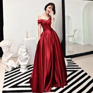 Charmant Rouge Robe De Soirée 2018 Princesse Volants De L Épaule Dos Nu Manches Courtes Longue Robe De Ceremonie