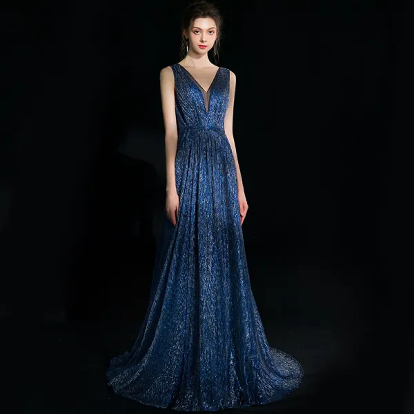 Elegant Navy Blue Evening Dresses  2018 A-Line / Princess Glitter V-Neck Backless Sleeveless Sweep Train Formal Dresses