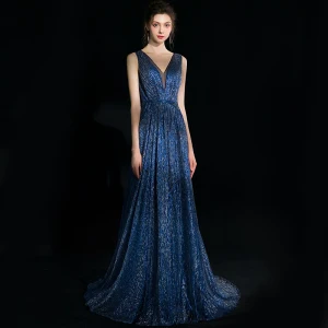 Elegantes Marino Oscuro Vestidos De Noche 2018 A Line Princess Glitter V Cuello Sin Espalda Sin Mangas Colas De Barrido Vestidos Formales