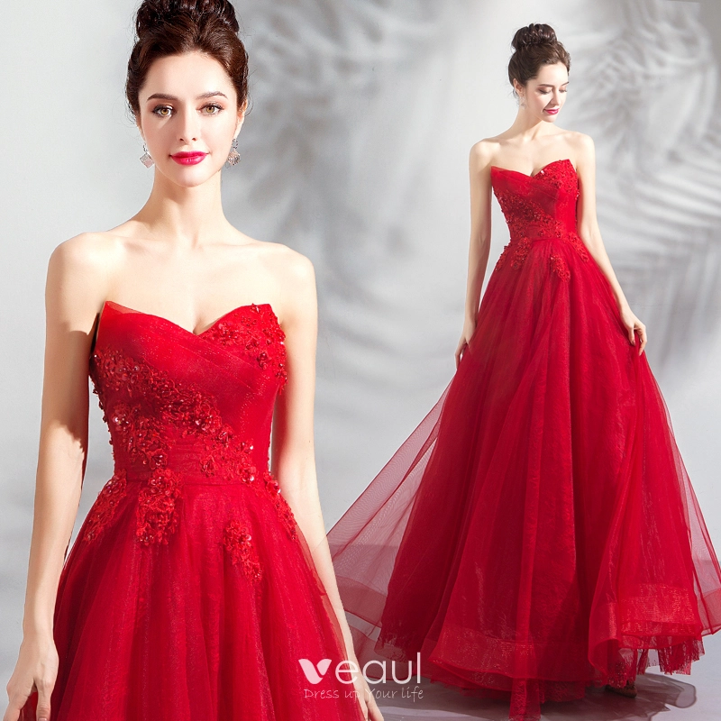Charming Red Prom Dresses 2018 A Line Princess Beading Crystal Sequins Lace Flower Strapless Backless Sleeveless Floor Length Long Formal Dresses