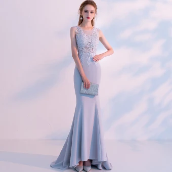 Chic Belle Gris Robe De Soirée 2018 Trompette Sirène Perlage En Dentelle Fleur Encolure Dégagée Sans Manches Train De Balayage Robe De Ceremonie
