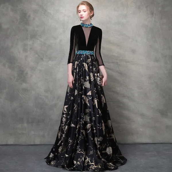 Luxe Noire Dore Robe De Soiree 2018 Princesse Cristal Brode Perce Encolure Degagee Dos Nu 3