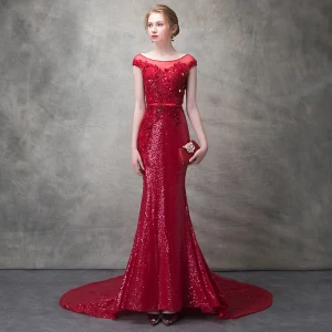 Luxe Bordeaux Robe De Soirée 2017 En Dentelle Fleur Noeud Cristal Paillettes Encolure Dégagée Dos Nu Manches Courtes Train De Balayage Robe De Ceremonie