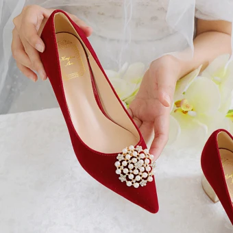 Élégant Rouge Chaussure De Mariée 2021 Perle 5 Cm Talons Épais Talon Bloc À Bout Pointu Mariage Escarpins Talons Hauts