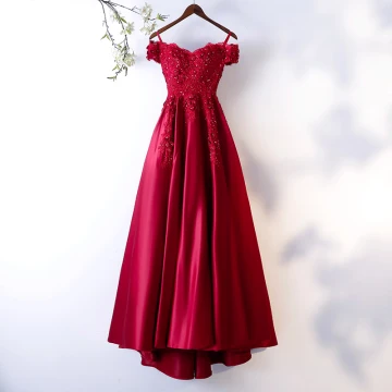 Chic Beautiful Burgundy Evening Dresses 2018 A Line Princess Lace Flower Crystal Rhinestone Sequins Spaghetti Straps Backless Short Sleeve Sweep Train Formal Dresses