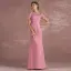 Chic / Belle Rose Bonbon Robe De Mère De Mariée 2018 Trompette / Sirène En Dentelle Fleur Encolure Dégagée Dos Nu Manches Courtes Longue Robe Pour Mariage