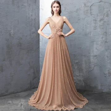Simple Champagne Robe De Soirée 2018 Princesse Tulle Fleur V Cou Dos Nu Sans Manches Train De Balayage Robe De Ceremonie