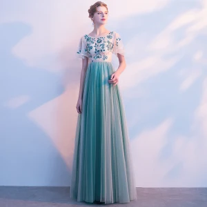 Chic Belle Vert Jade Robe De Bal 2017 Princesse Appliques Perlage Encolure Dégagée Manches Courtes Longue Robe De Ceremonie