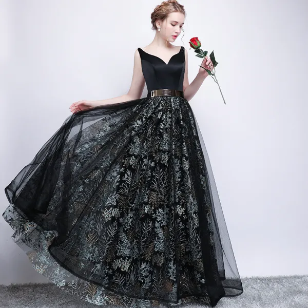 Chic / Beautiful Black Prom Dresses 2017 A-Line / Princess Metal Sash Embroidered V-Neck Backless Sleeveless Floor-Length / Long Formal Dresses