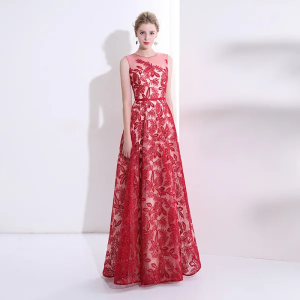 Chic / Belle Rouge Robe De Bal 2017 Princesse En Dentelle Ceinture Paillettes Encolure Dégagée Sans Manches Longue Robe De Ceremonie