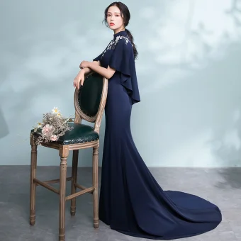 Élégant Bleu Marine Robe De Soirée 2018 Trompette Sirène En Dentelle Fleur Percé Col Haut Manches Courtes Tribunal Train Robe De Ceremonie