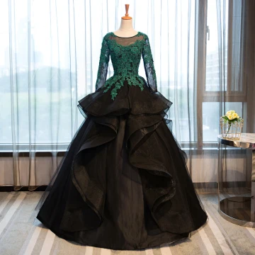 Classic Prom Dresses 2017 Ball Gown Lace Appliques Crystal Scoop Neck Backless Long Sleeve Floor Length Long Formal Dresses
