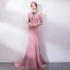 Eleganta Candy Rosa Aftonklänningar 2018 Trumpet / Sjöjungfru Rosett Hållare Halterneck Ärmlös Svep Tåg Formella Klänningar